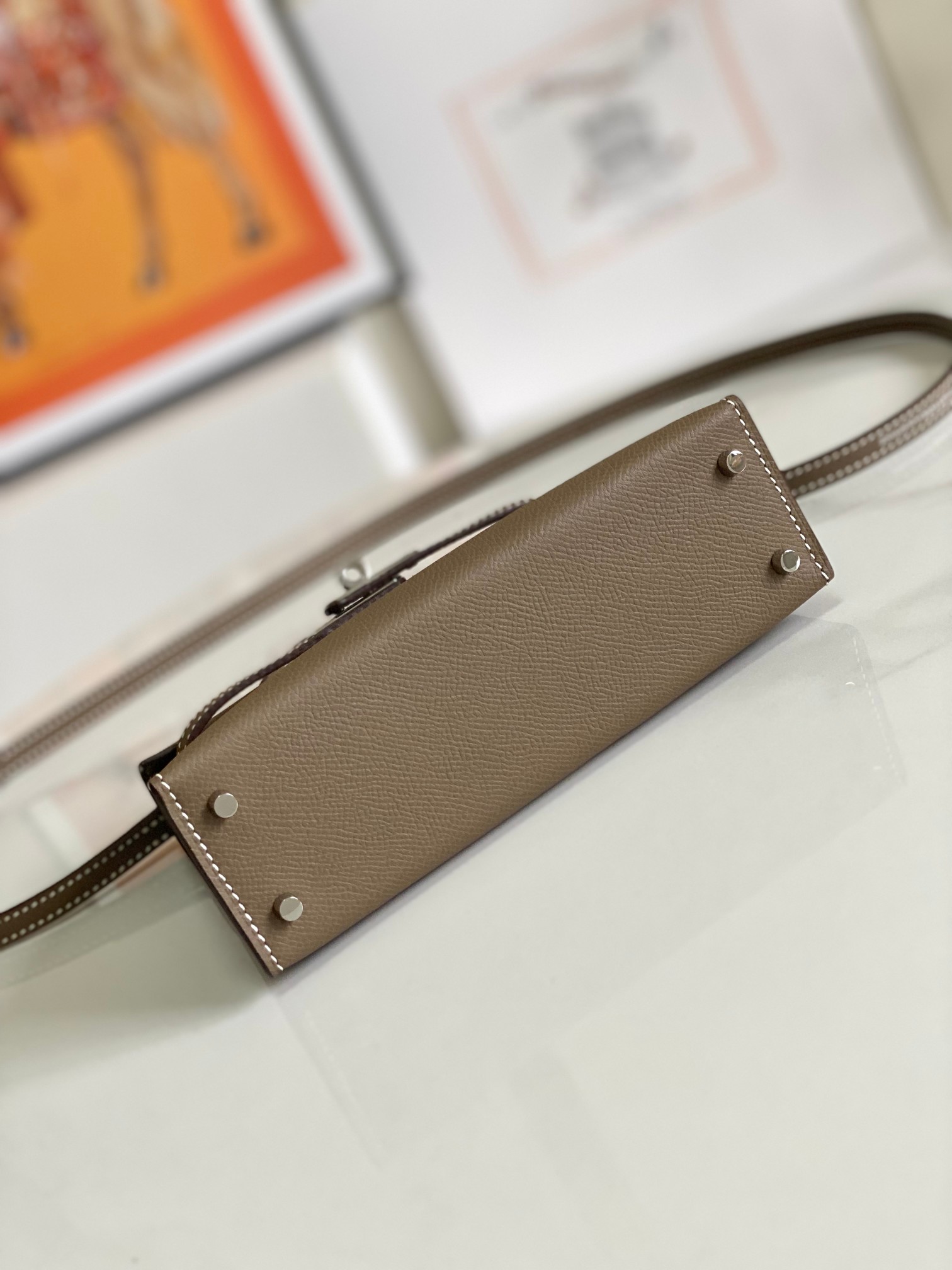 Mini-Kelly-19cm-680-41.jpg