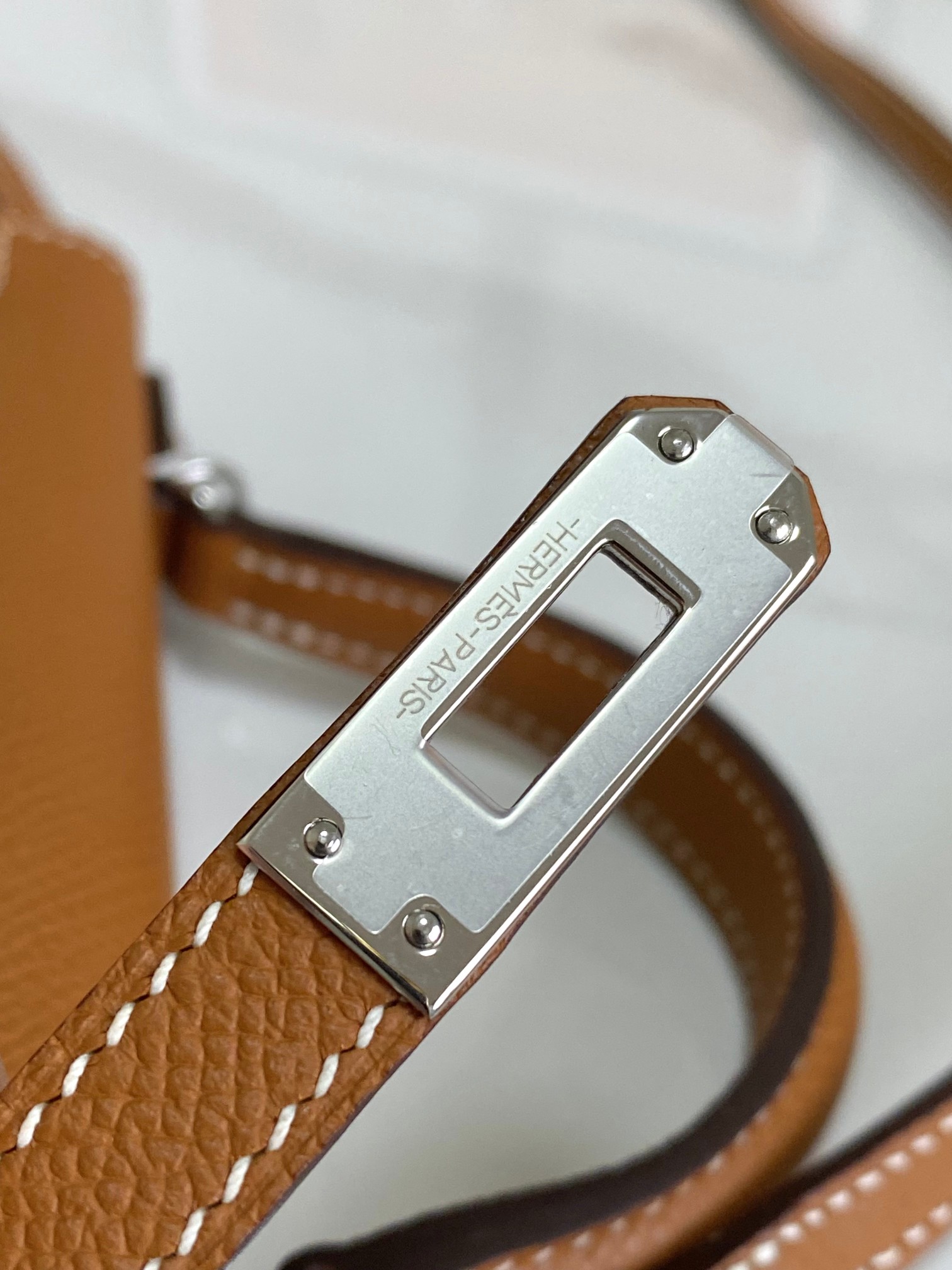 Mini-Kelly-19cm-680-58.jpg
