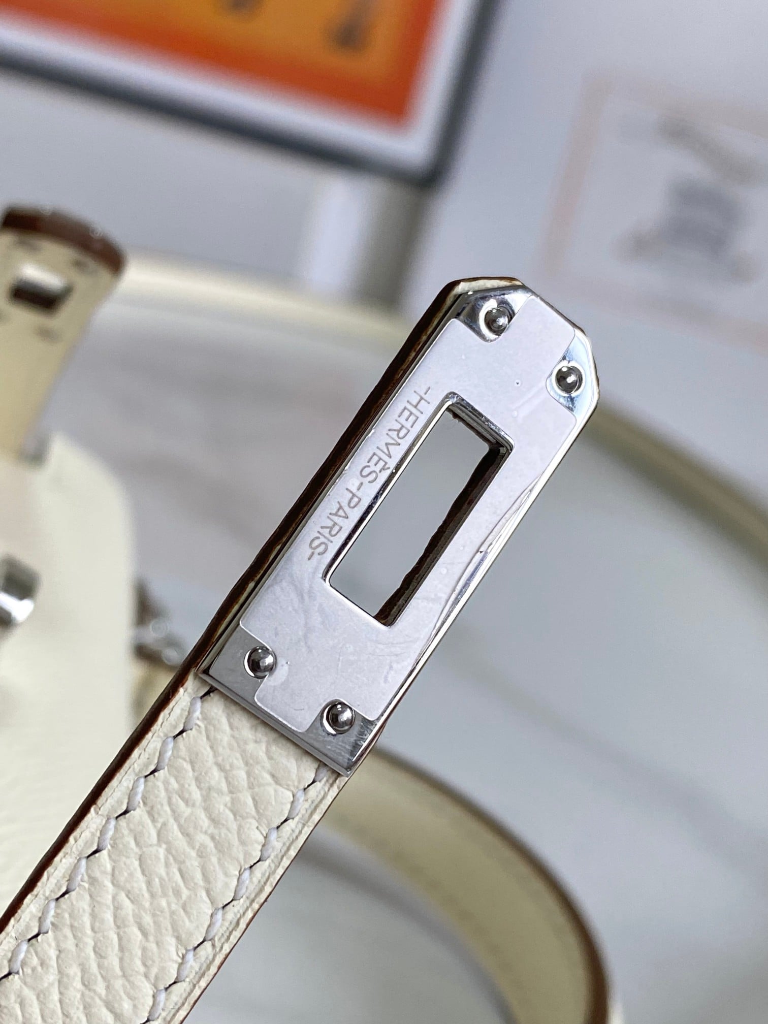 Mini-Kelly-19cm-680-76.jpg