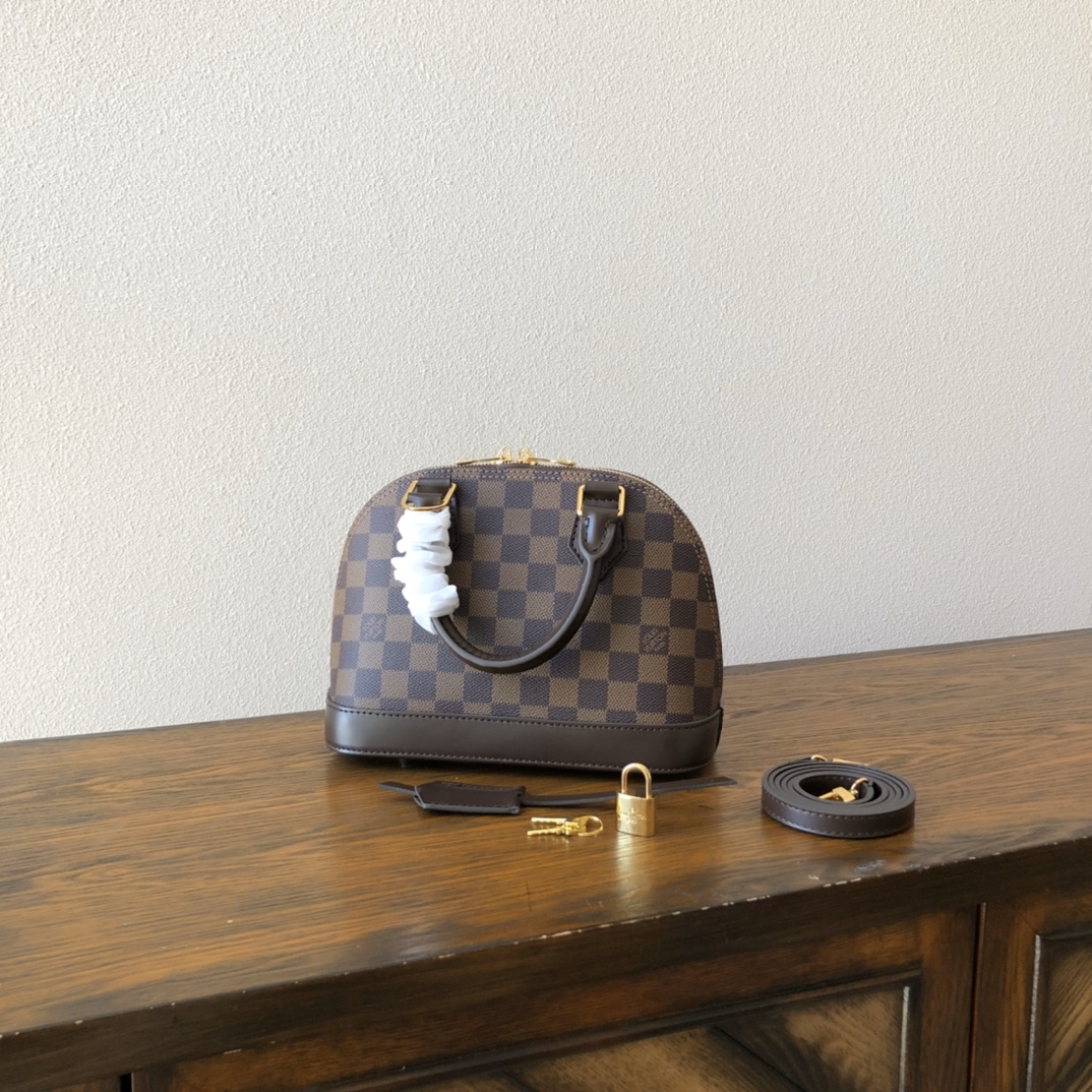 Monogram-Alma-BB-2.jpg