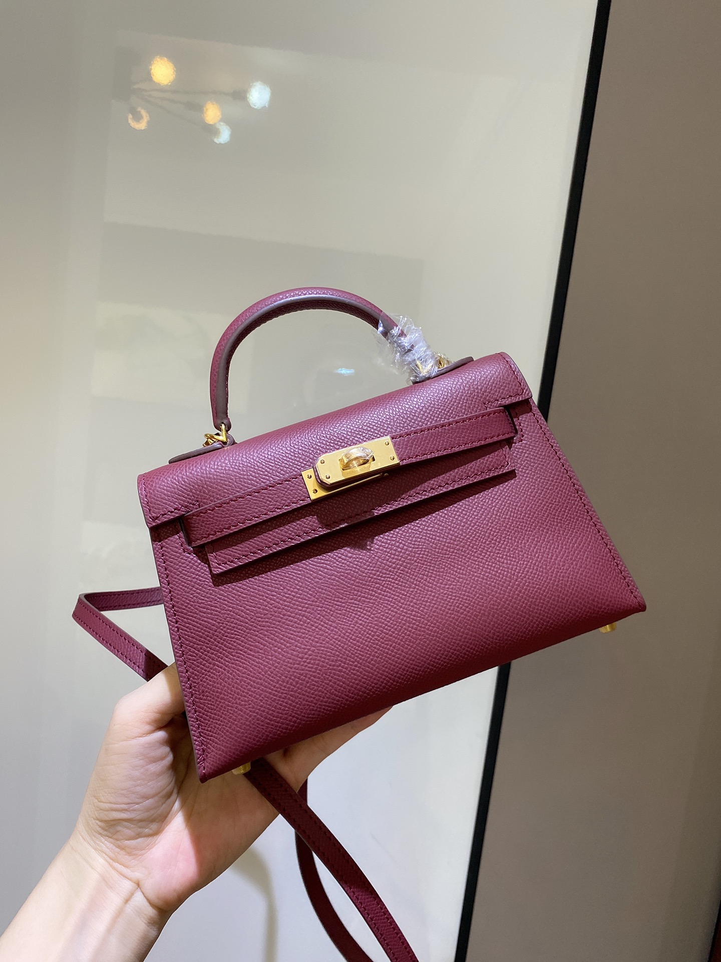 kelly-mini-480-112.jpg
